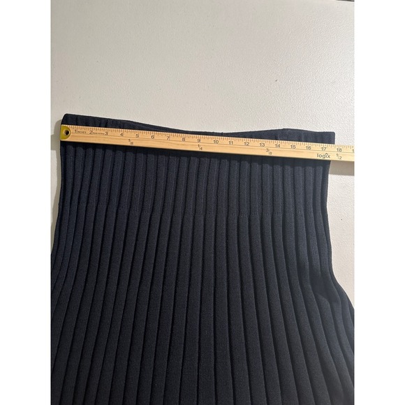 St. John Sport Jacket Skirt Outfit Set Women's XL Black Knit Wool Blend Casual - Picture 11 of 15